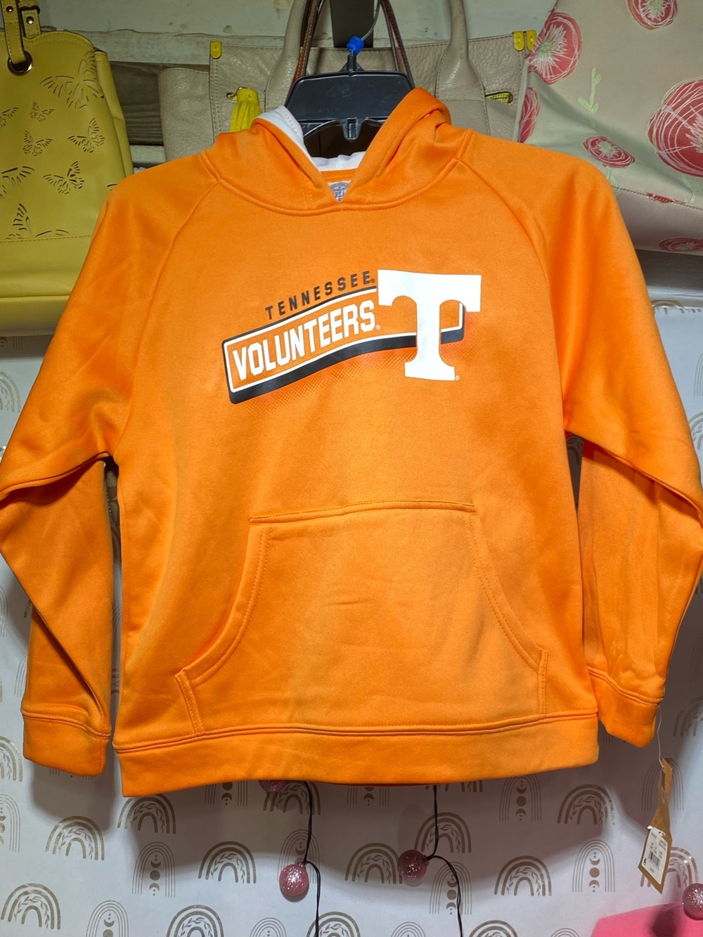 Rivalry Threads Brown Kraft Label with Navy Printe Tennessee Volunteers